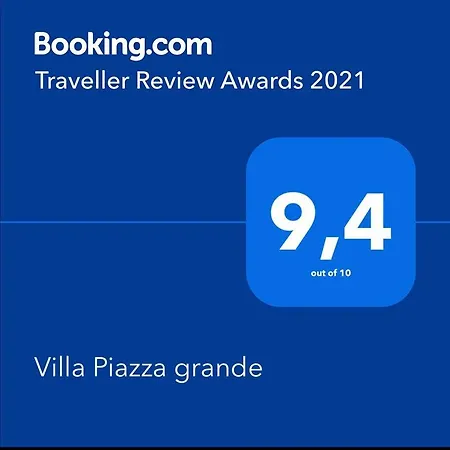 Piazza Grande Apartment *